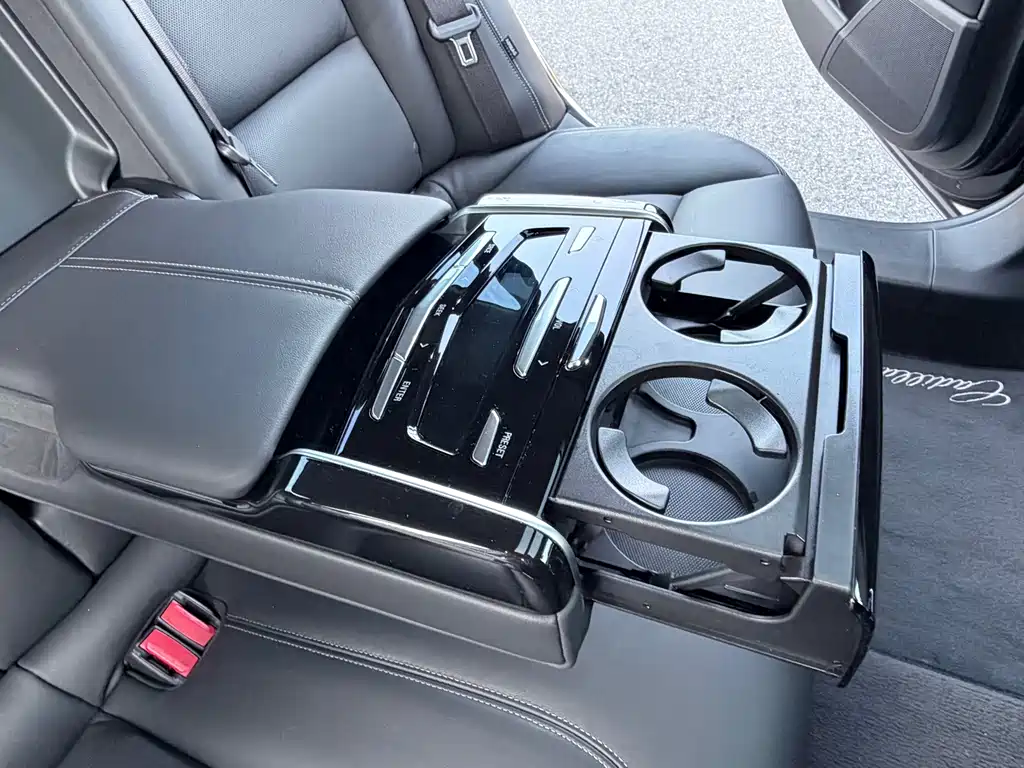 Cadillac XTS — миниатюра 17