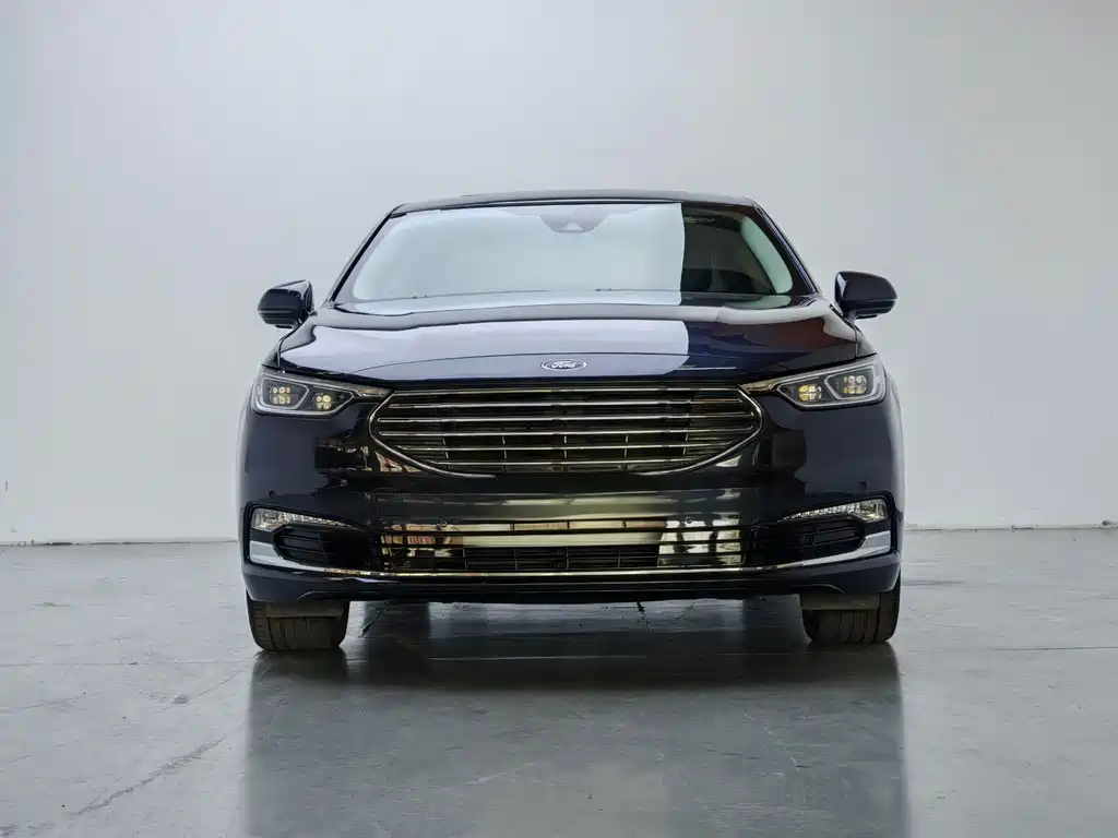 Ford Taurus — миниатюра 2