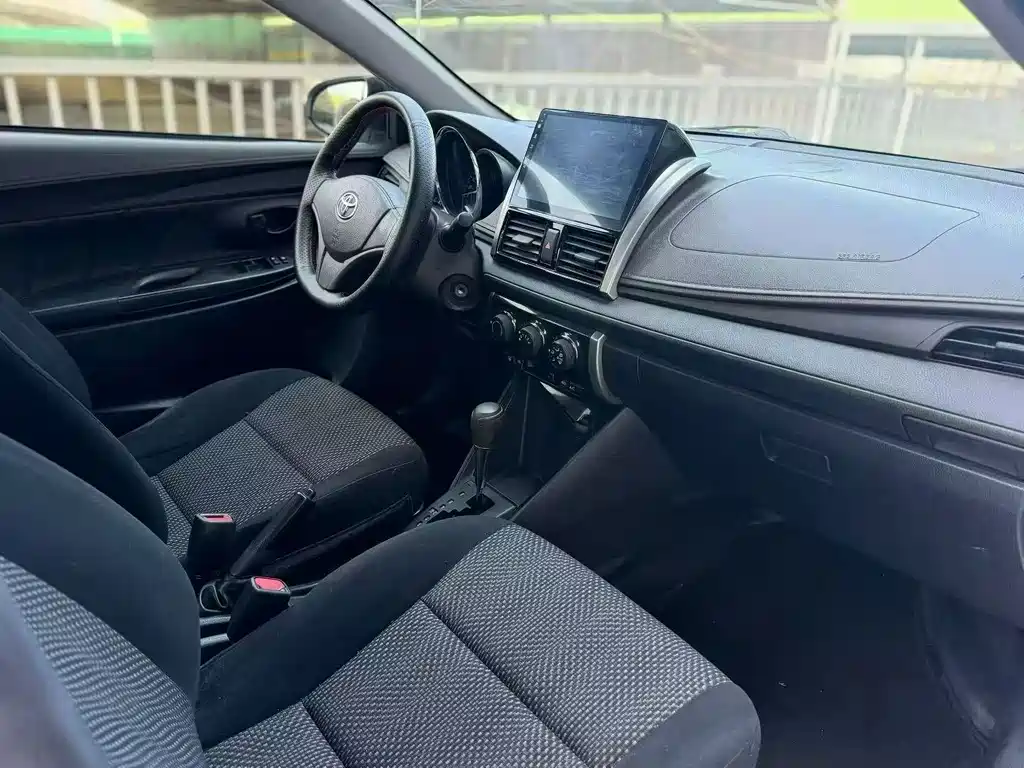 Toyota Vios — миниатюра 8