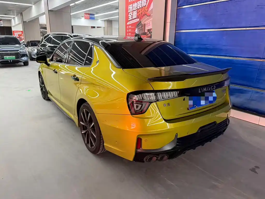 Lynk & Co 03 — миниатюра 13