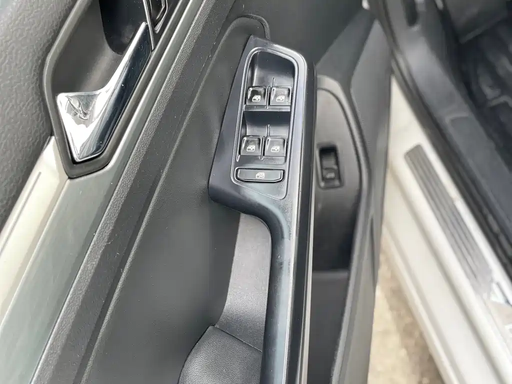 Volkswagen Lamando — миниатюра 12