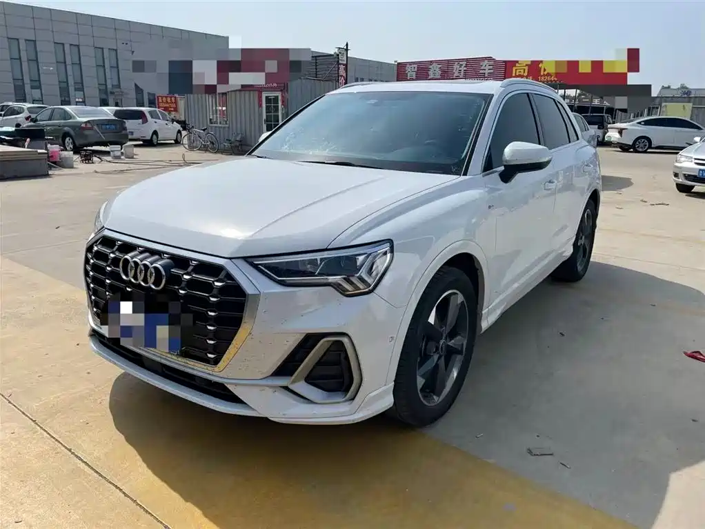 Audi Q3 2022