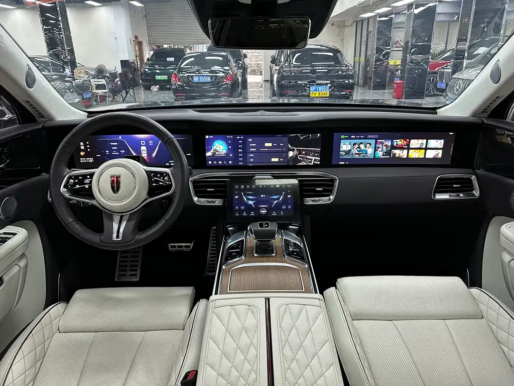 Hongqi Hongqi E-HS9 — миниатюра 10