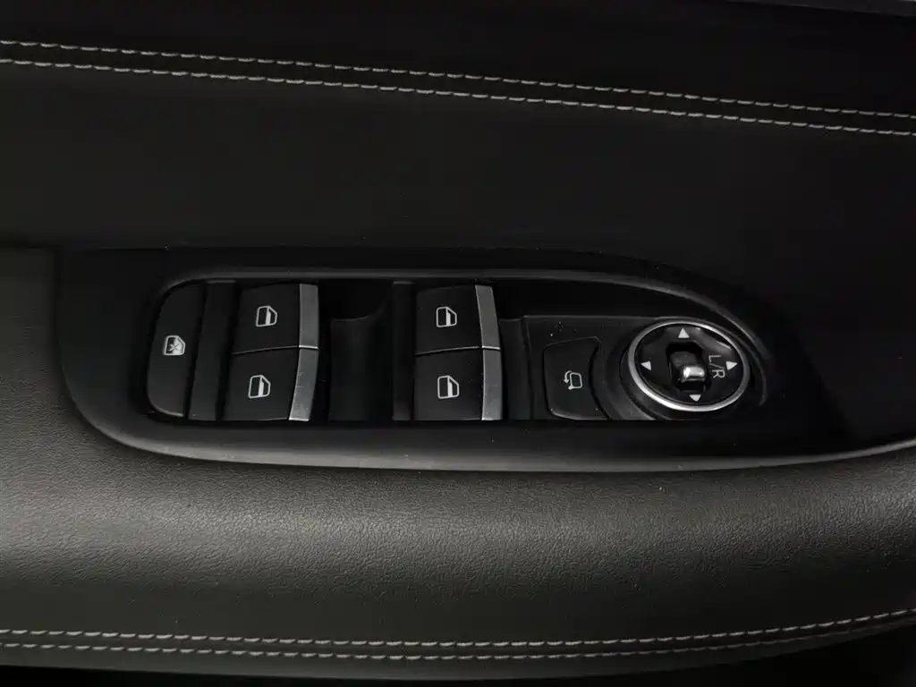 Chery 8 PLUS 2021 290TGDI DCT