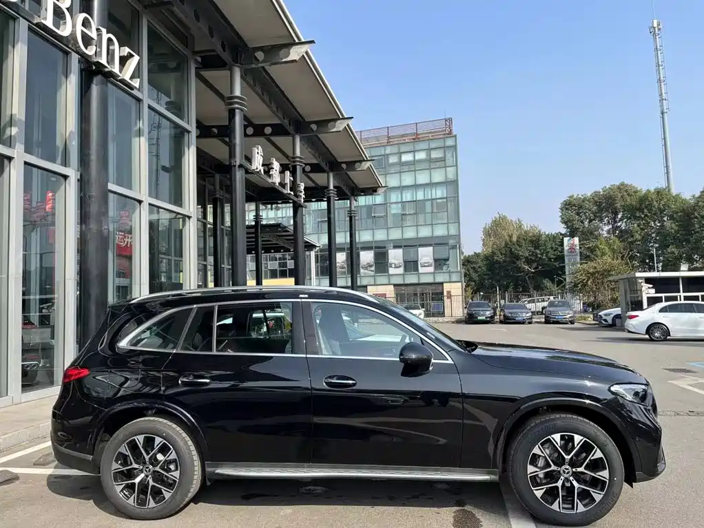 Mercedes-Benz GLC New Energy — миниатюра 4