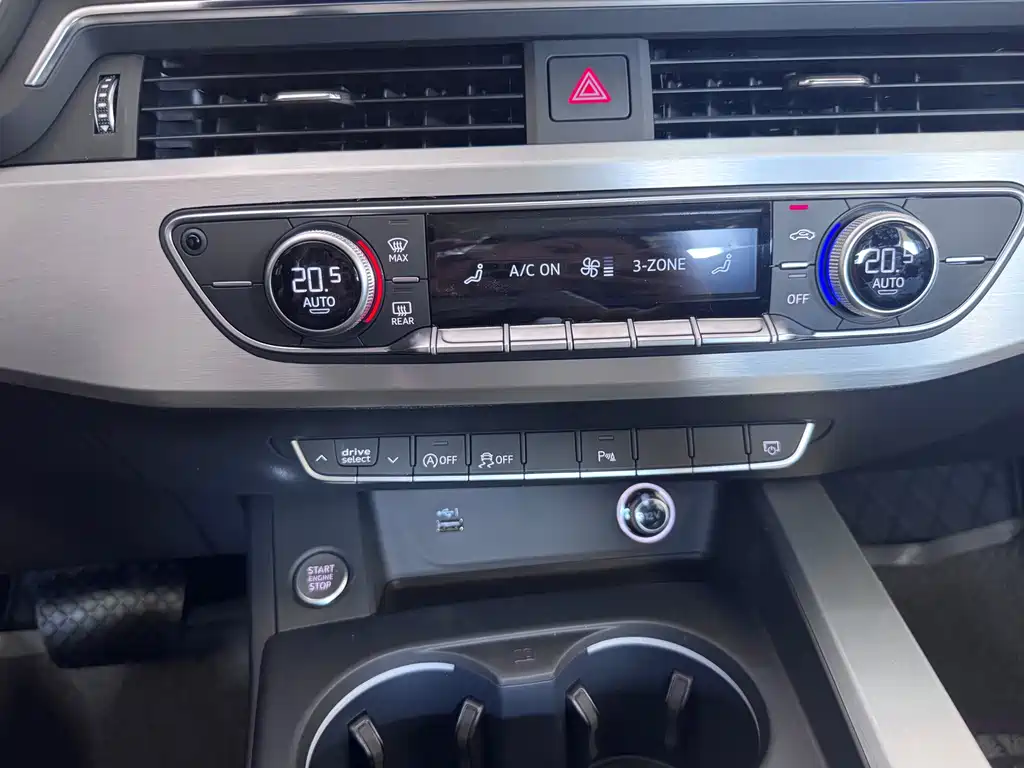 Audi A4L — миниатюра 12