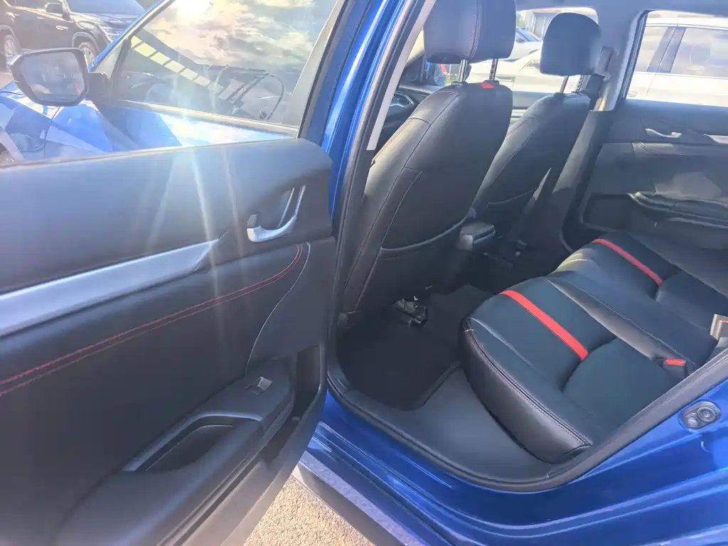 Honda Civic — миниатюра 22