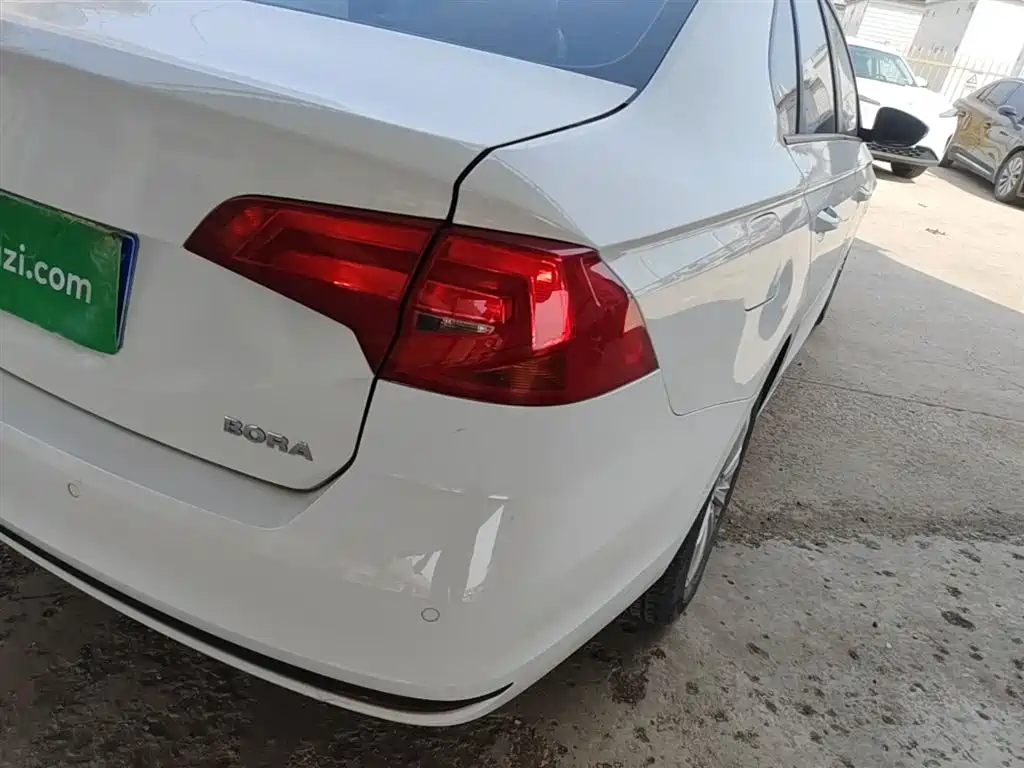 Volkswagen Bora 2019 1.5L AT Fashion VI