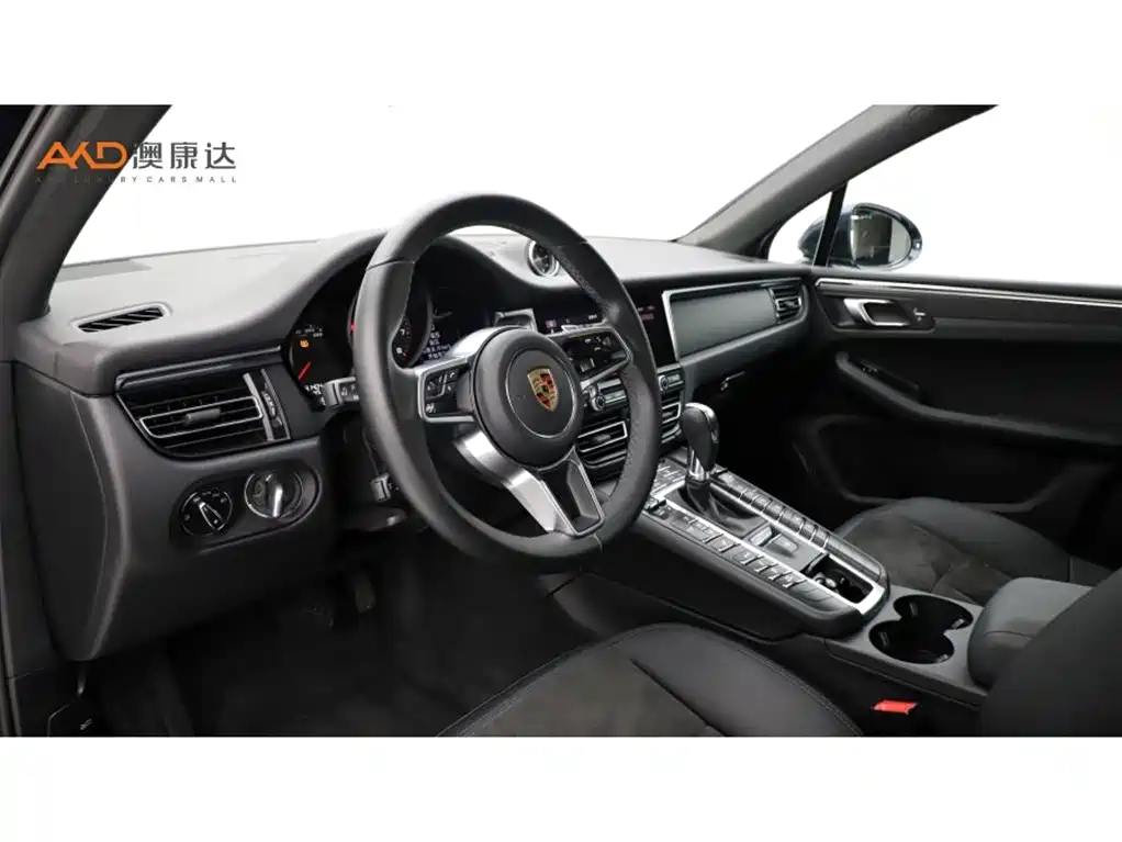 Porsche Macan — миниатюра 6