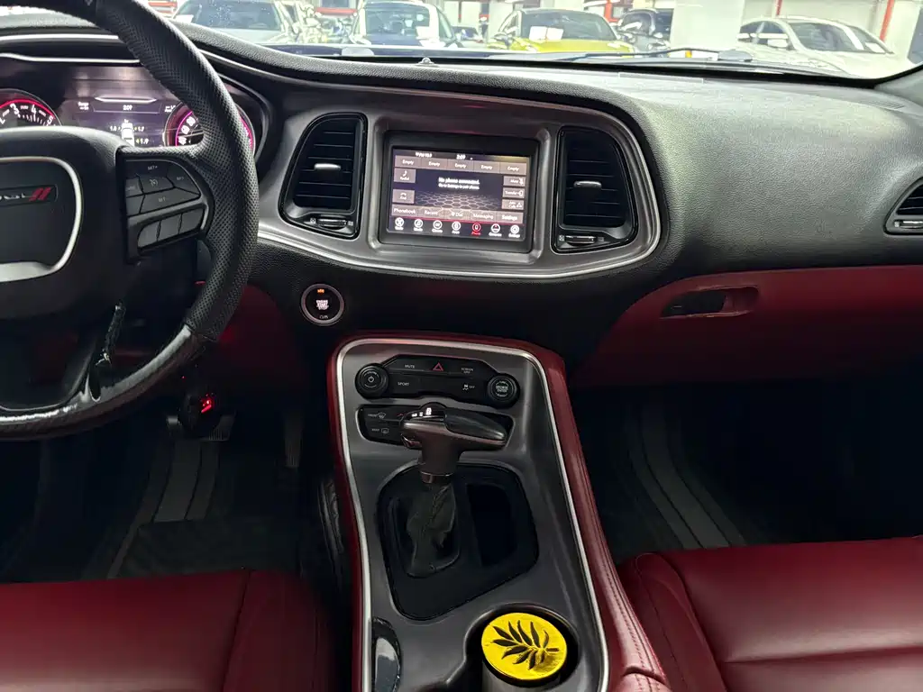 Dodge Challenger 2019 3.6L AT