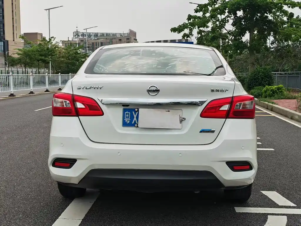 Nissan Sylphy 2016 1.6XL CVT Luxury