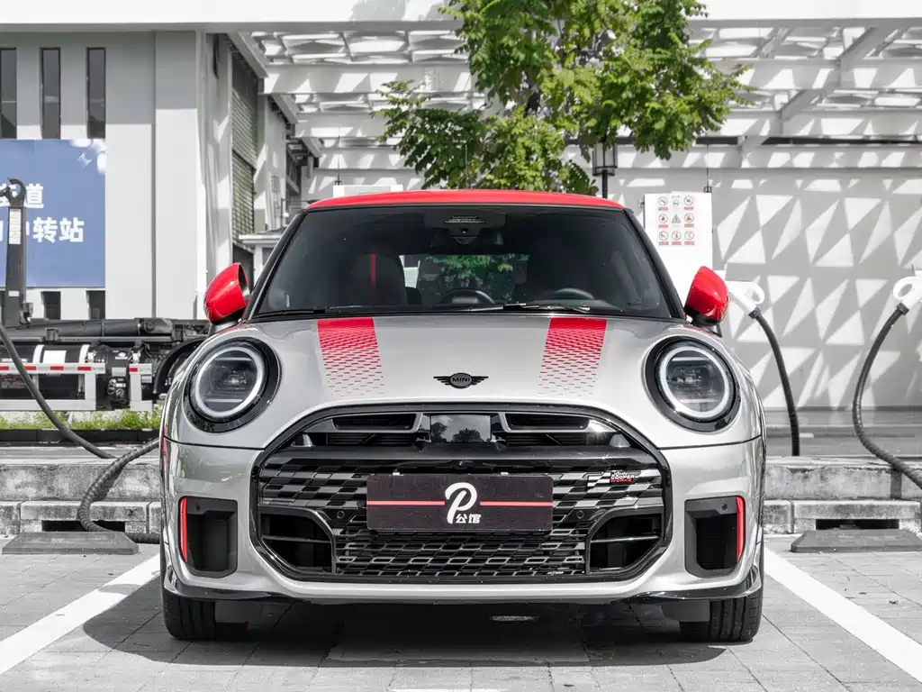 Mini JCW 2025 JOHN COOPER WORKS