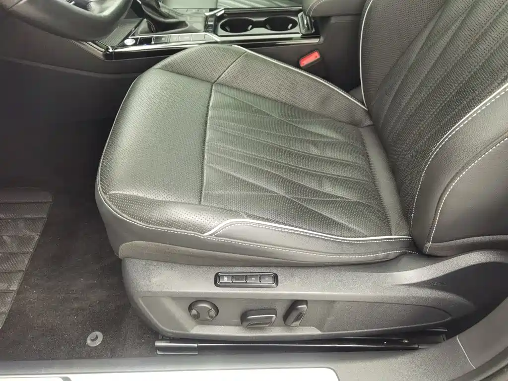 Volkswagen Passat — миниатюра 20