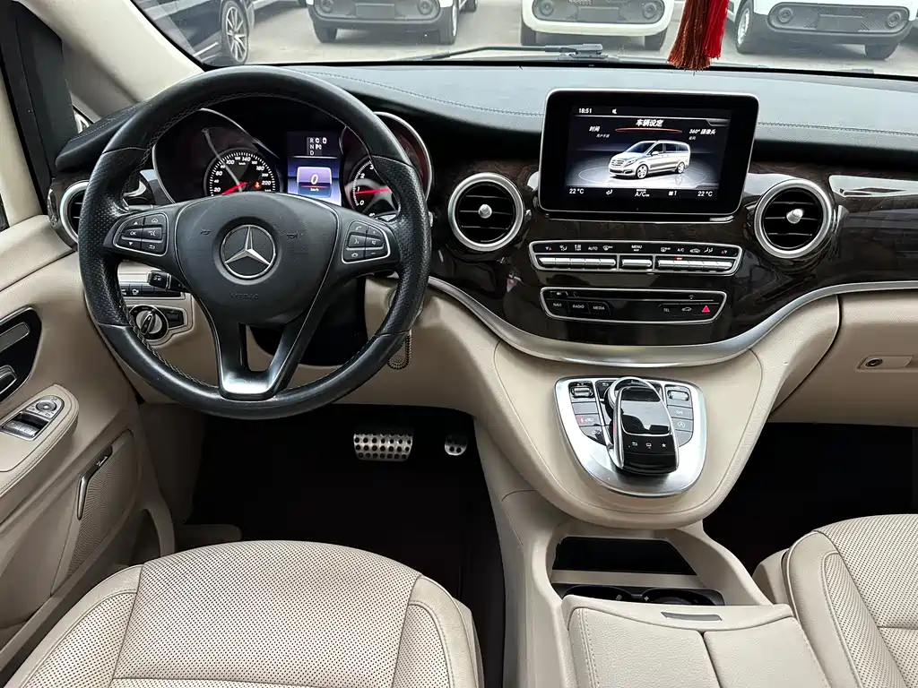 Mercedes-Benz V-Class V 2016 V 260 L Luxury Long Wheelbase
