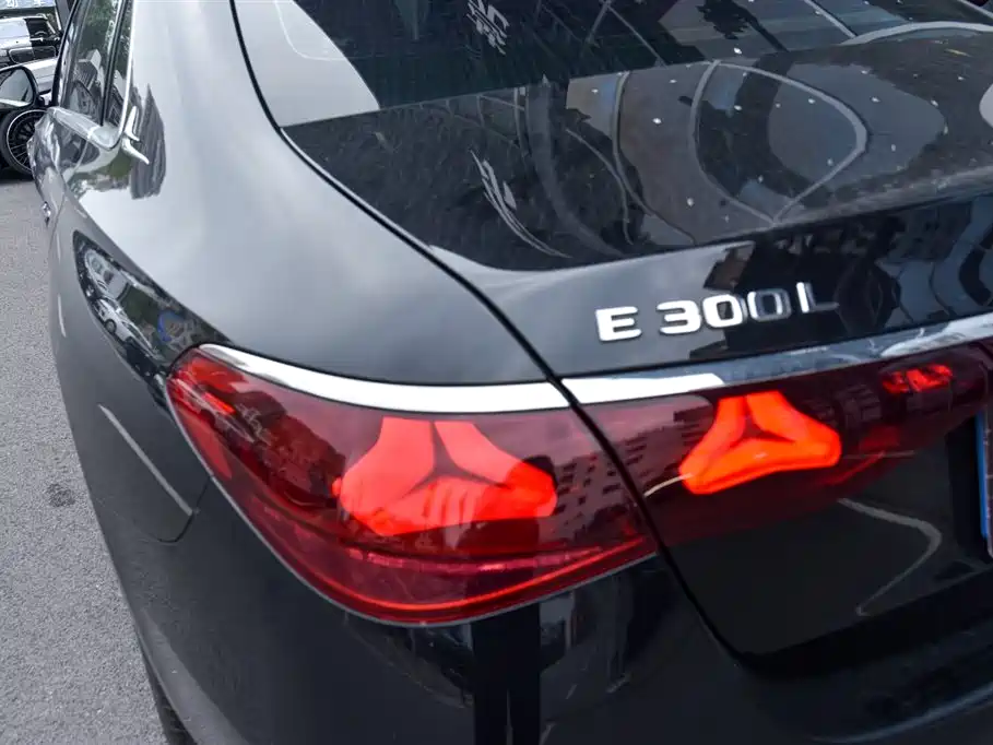 Mercedes-Benz E-Class E 2024 E 300 L Fashion