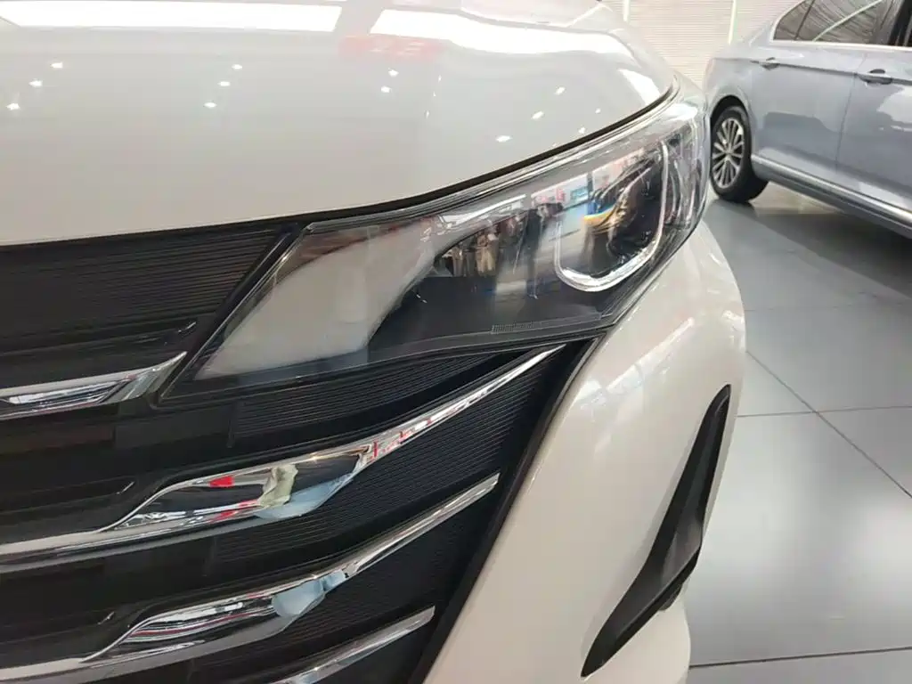 GAC Motor Trumpchi M6 — миниатюра 24