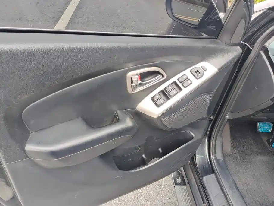 Hyundai ix35 — миниатюра 7