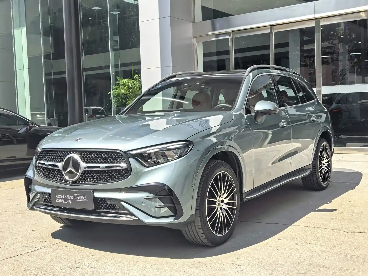 奔驰GLC 2025款 GLC 300 L 4MATIC 豪华型 5座 2024