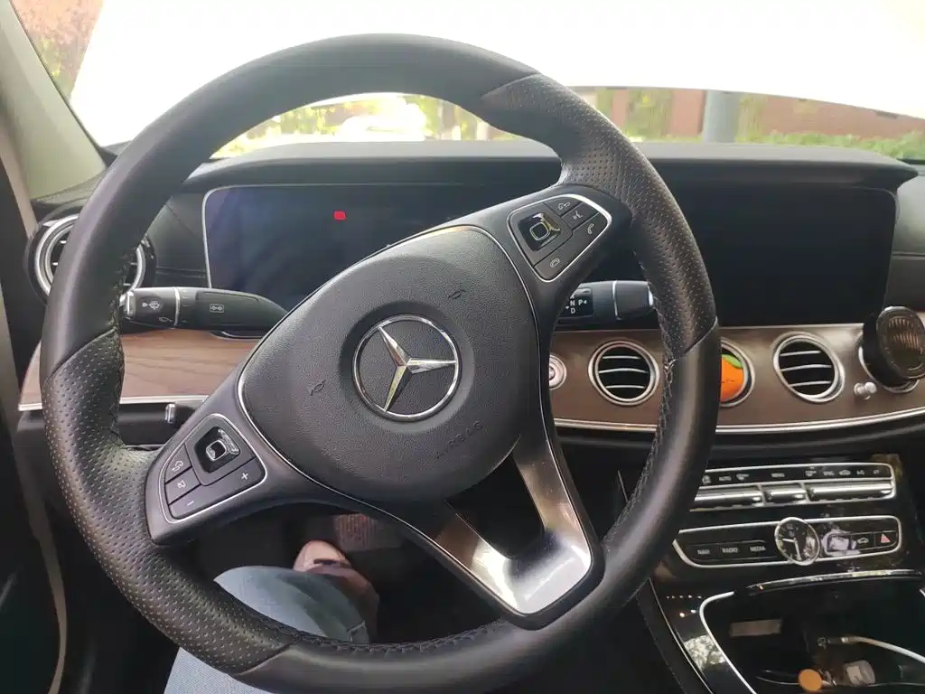 Mercedes-Benz E-Class E 2017 E 300 L Luxury