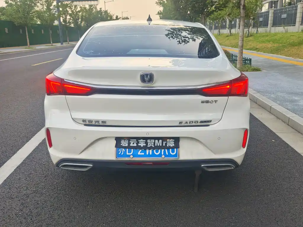 Changan Eado — миниатюра 6