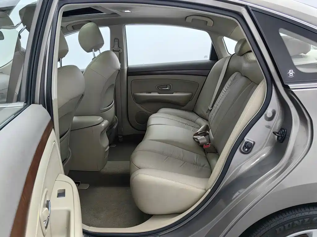 Nissan Sylphy — миниатюра 15