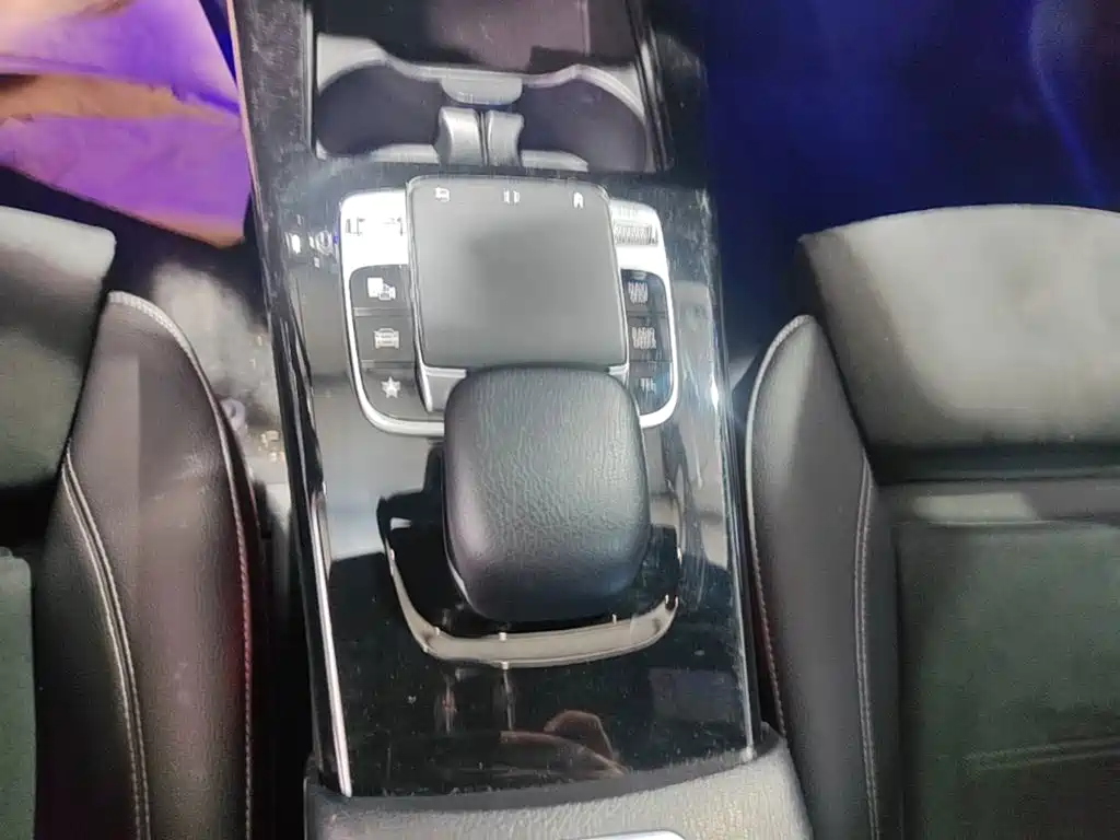 Mercedes-Benz A-Class — миниатюра 10