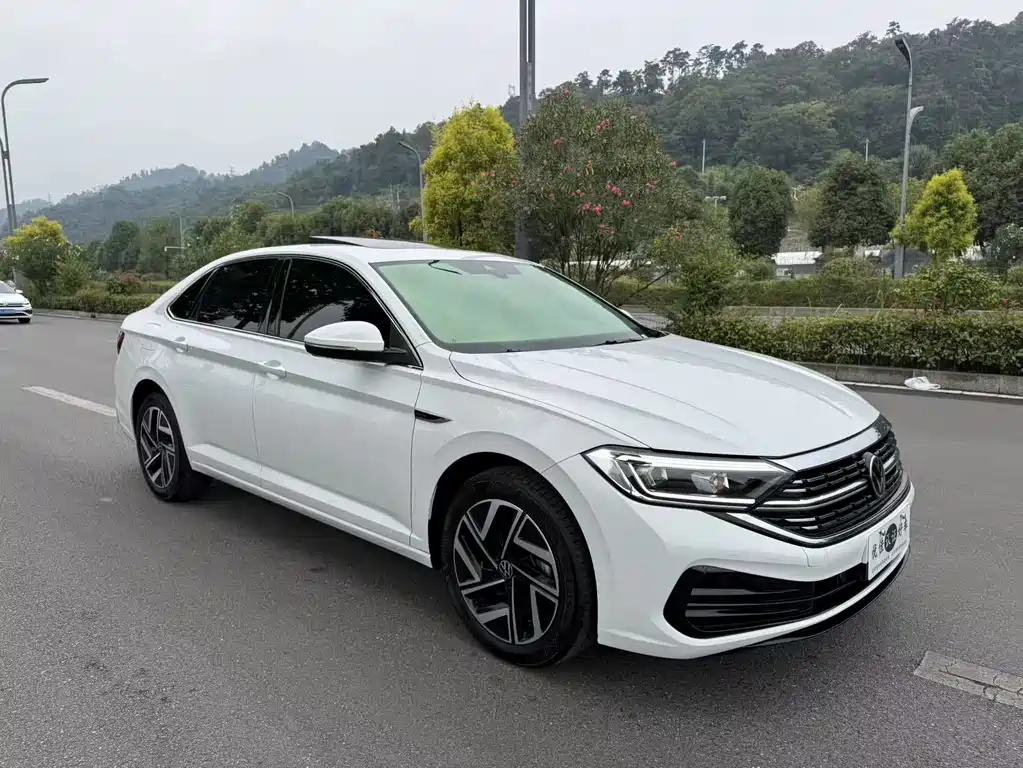 Volkswagen Sagitar — миниатюра 3