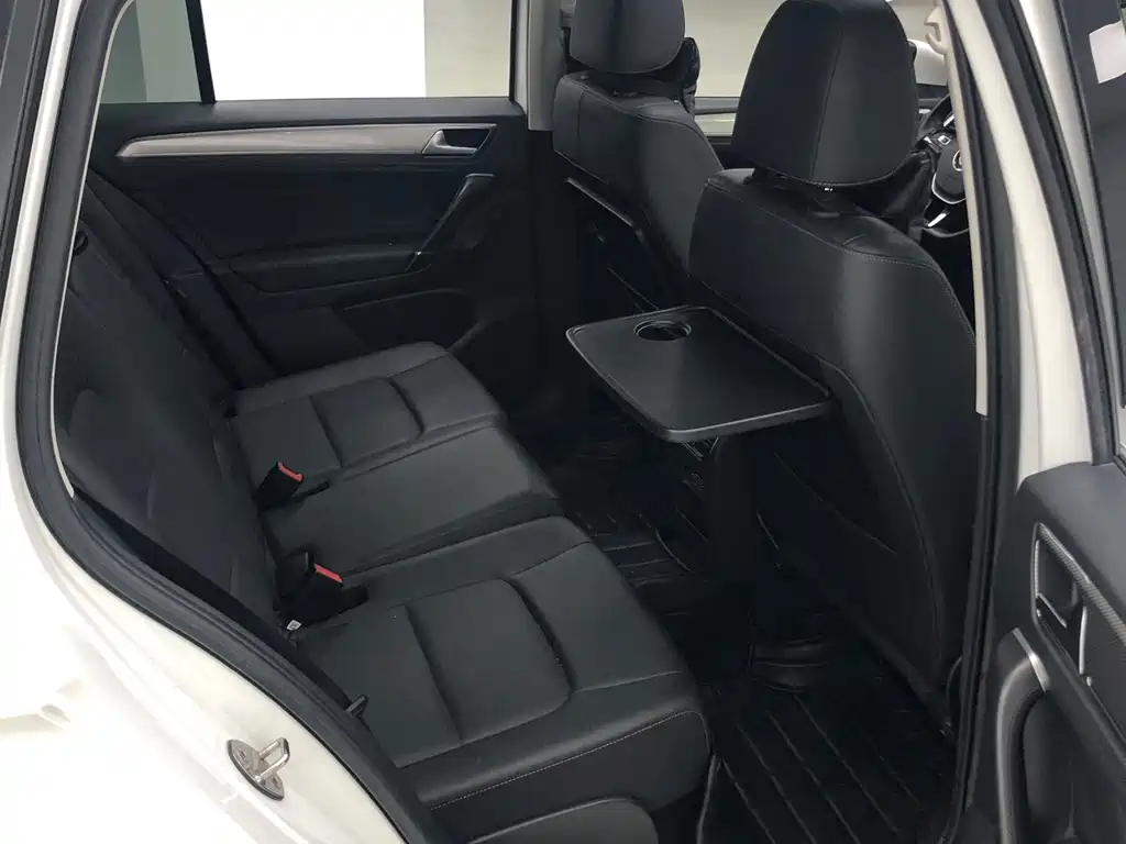 Volkswagen Golf Sportsvan — миниатюра 10