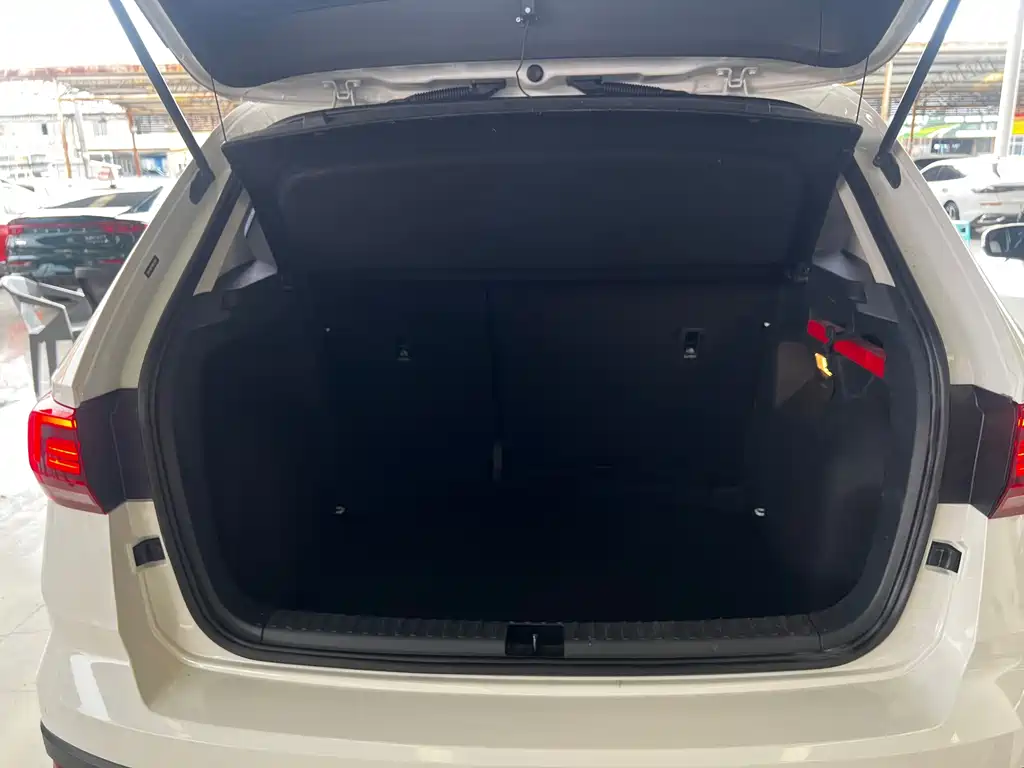 Volkswagen Tharu — миниатюра 13