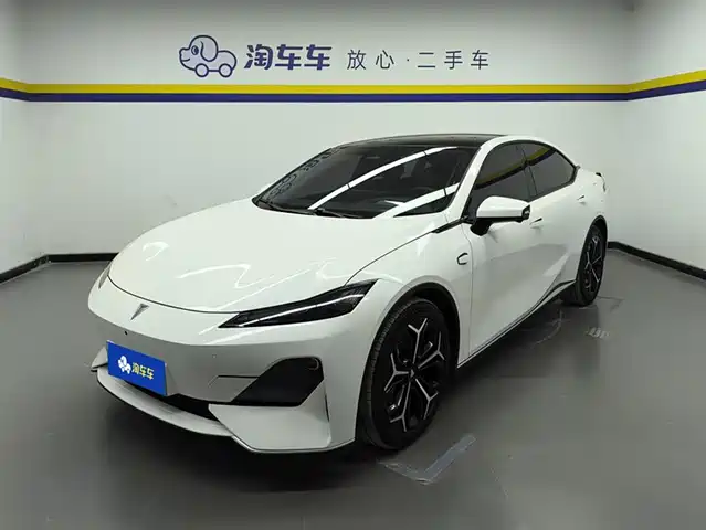 DARK BLUE CAR DARK BLUE SL03 2024