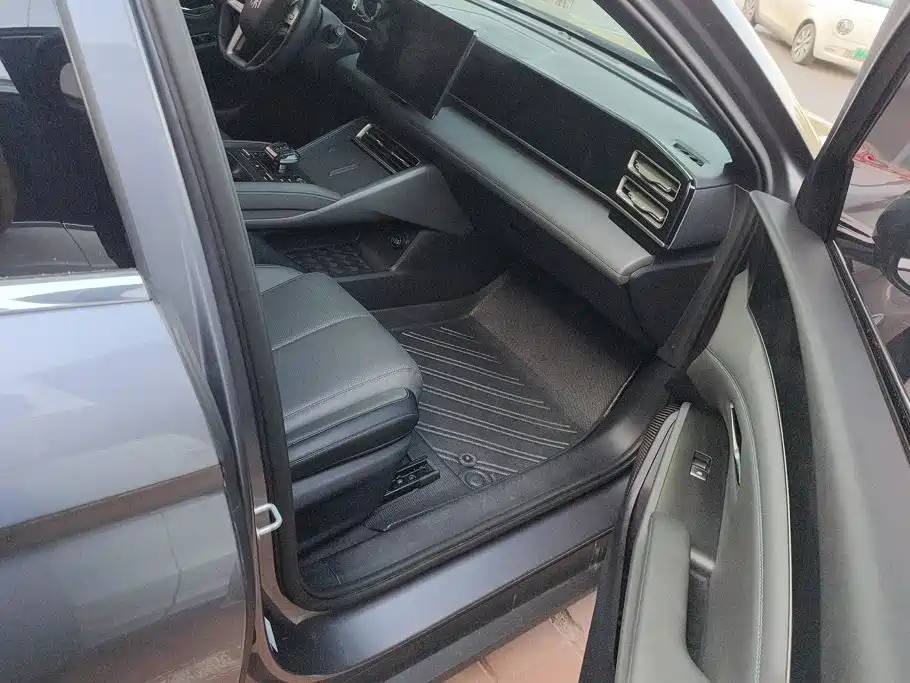BYD Qin L — миниатюра 8