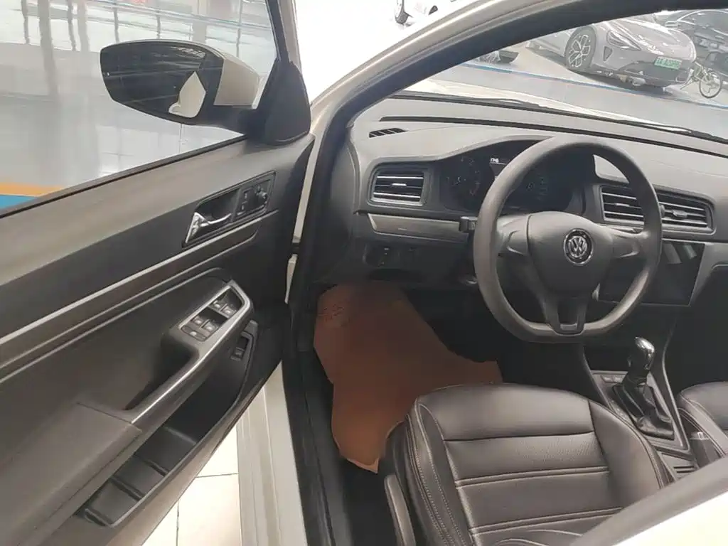 Volkswagen Lavida — миниатюра 16