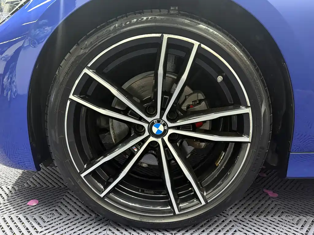 BMW 3 Series — миниатюра 5