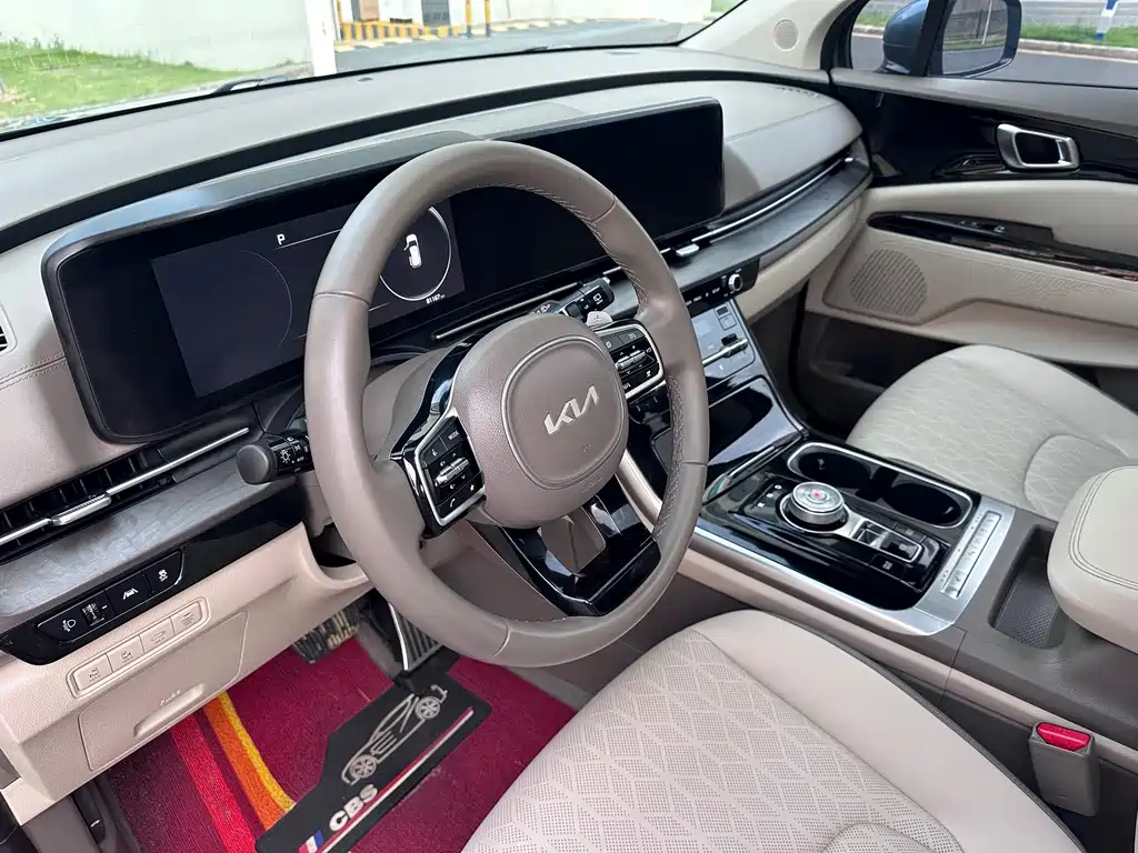 Kia Carnival — миниатюра 6