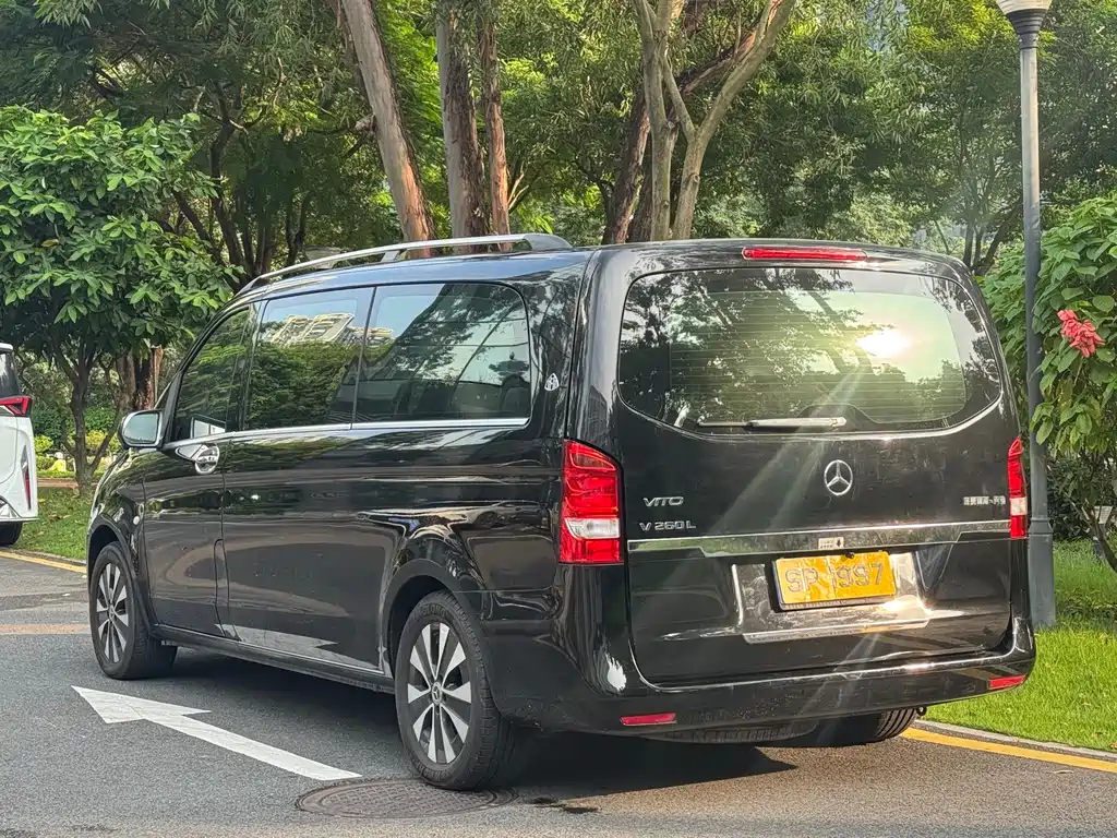 Mercedes-Benz Vito — миниатюра 5