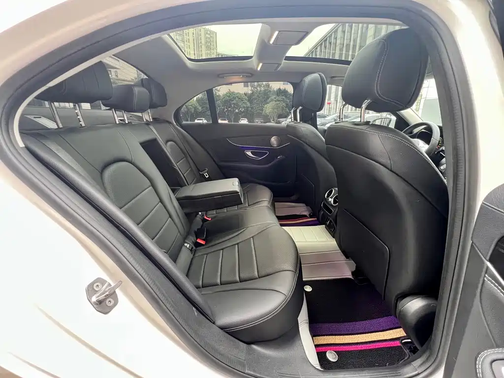 Mercedes-Benz C-Class — миниатюра 25