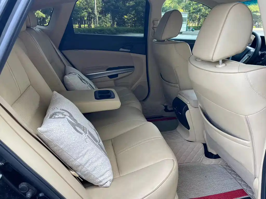 Honda Crosstour — миниатюра 9