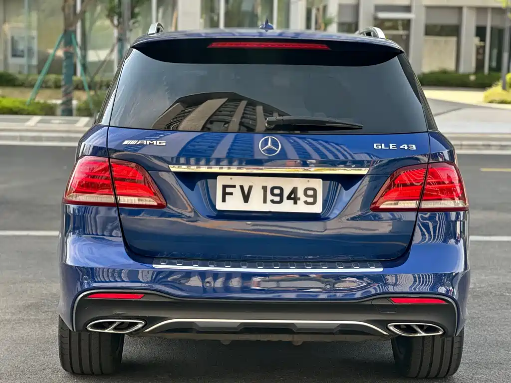 Mercedes-Benz GLE AMG — миниатюра 9