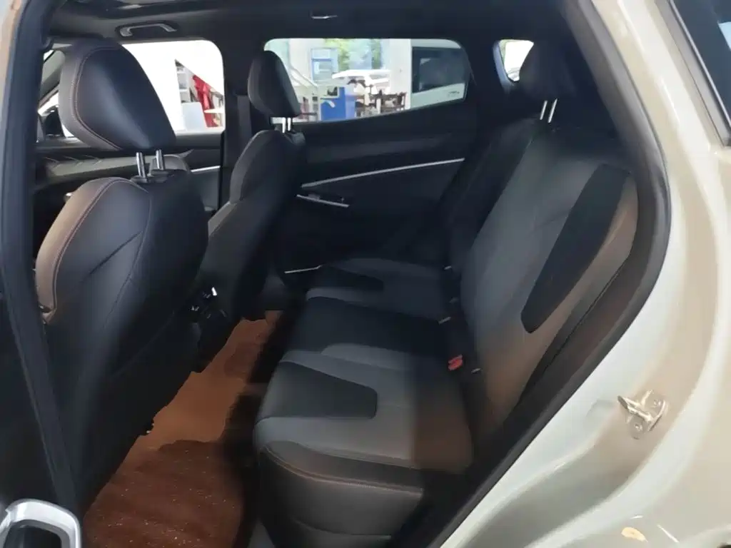 Geely Boyue — миниатюра 17