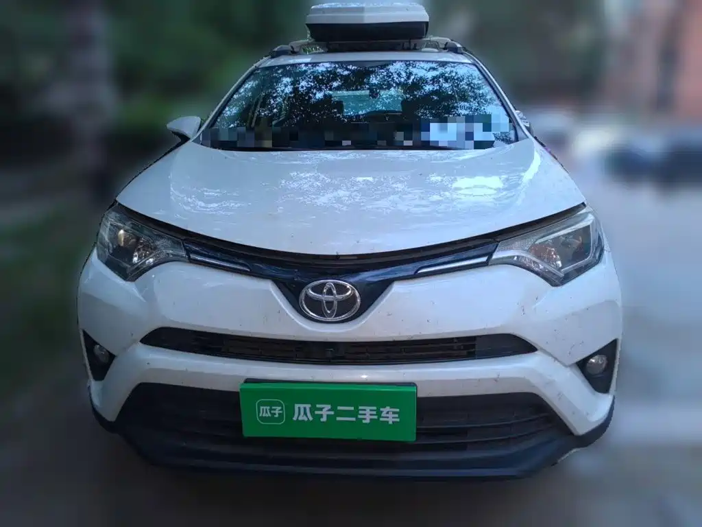 Toyota RAV4 — миниатюра 2