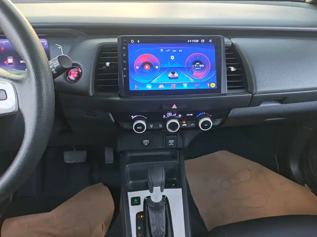 Honda Fit — миниатюра 13