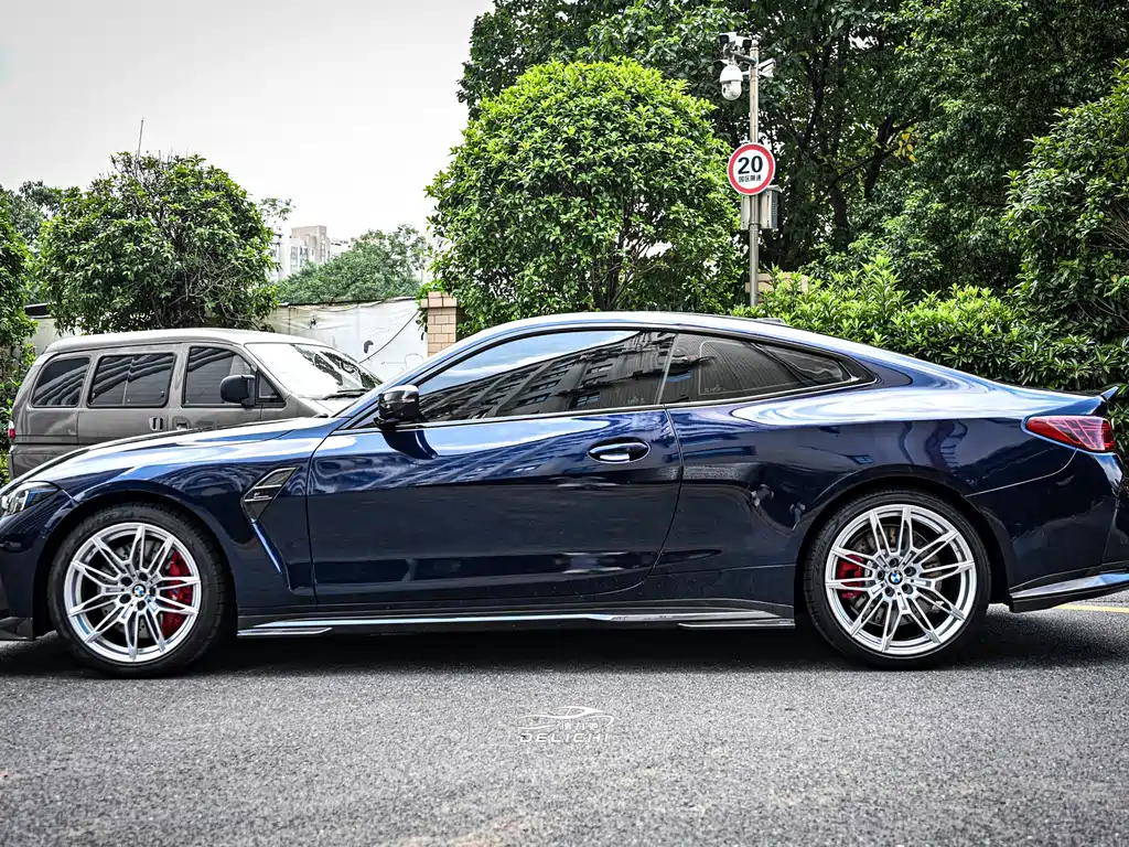 BMW M4 — миниатюра 7