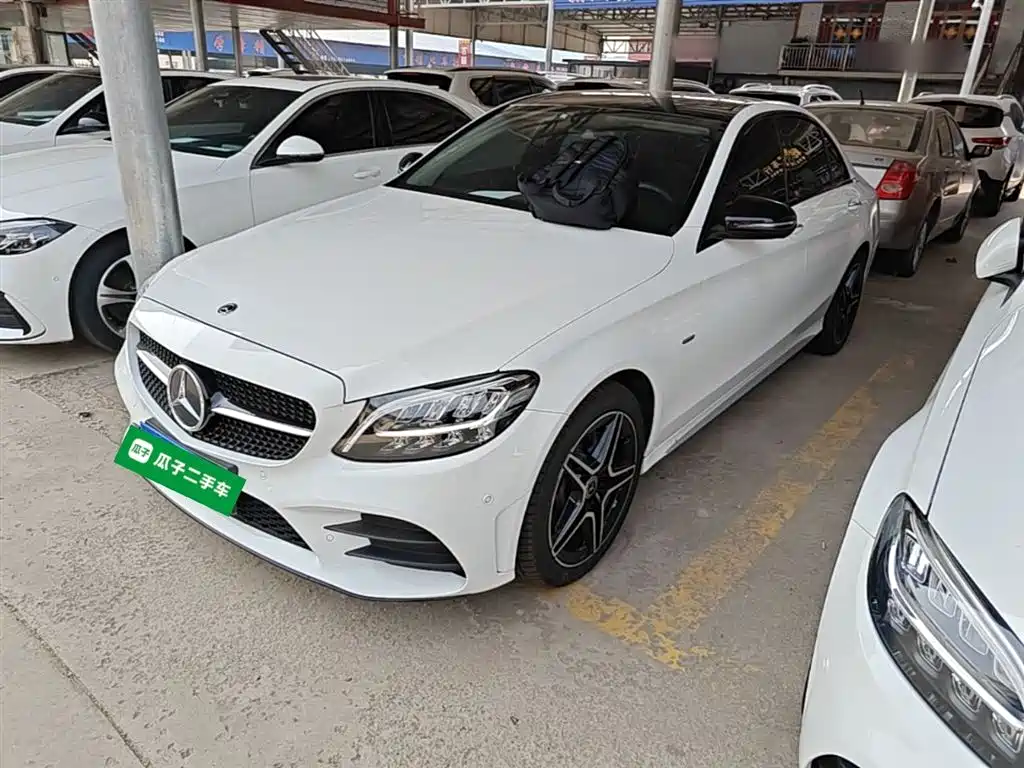 Mercedes-Benz C-Class 2021