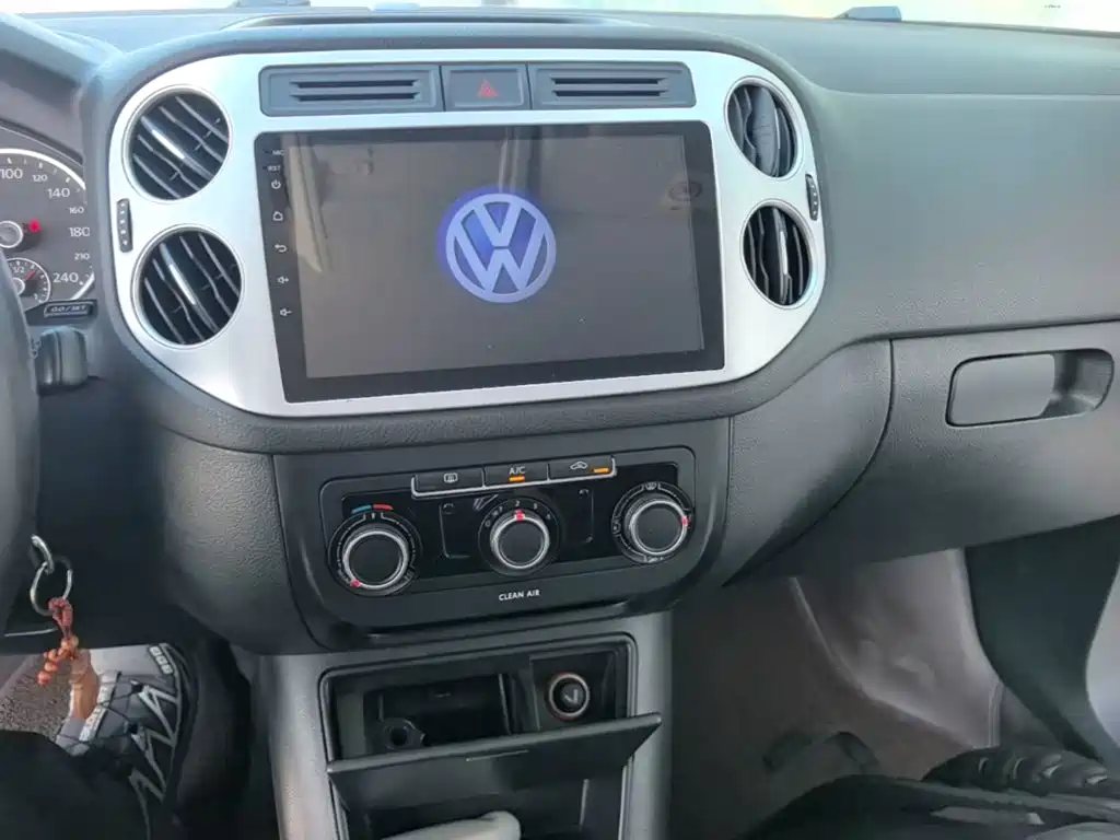 Volkswagen Tiguan — миниатюра 13