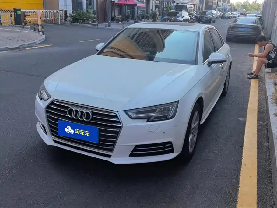 AUDI A4L