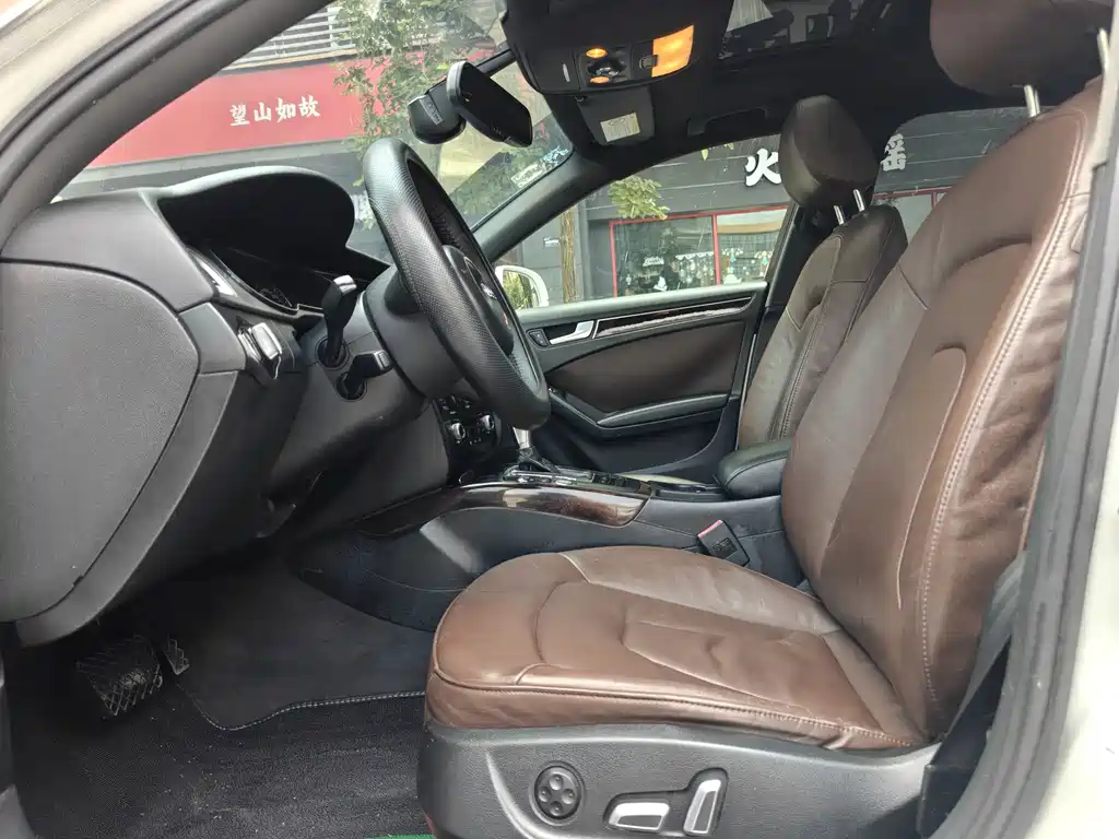 Audi A4L 2016 35 TFSI S line Comfort