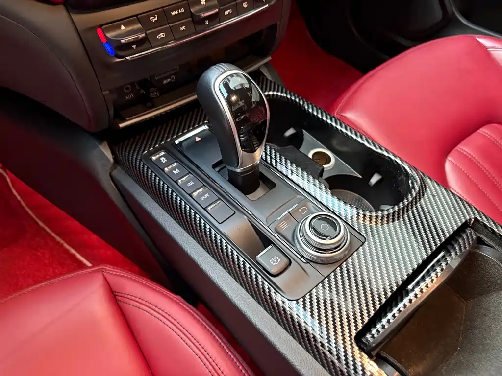 Maserati Ghibli — миниатюра 9