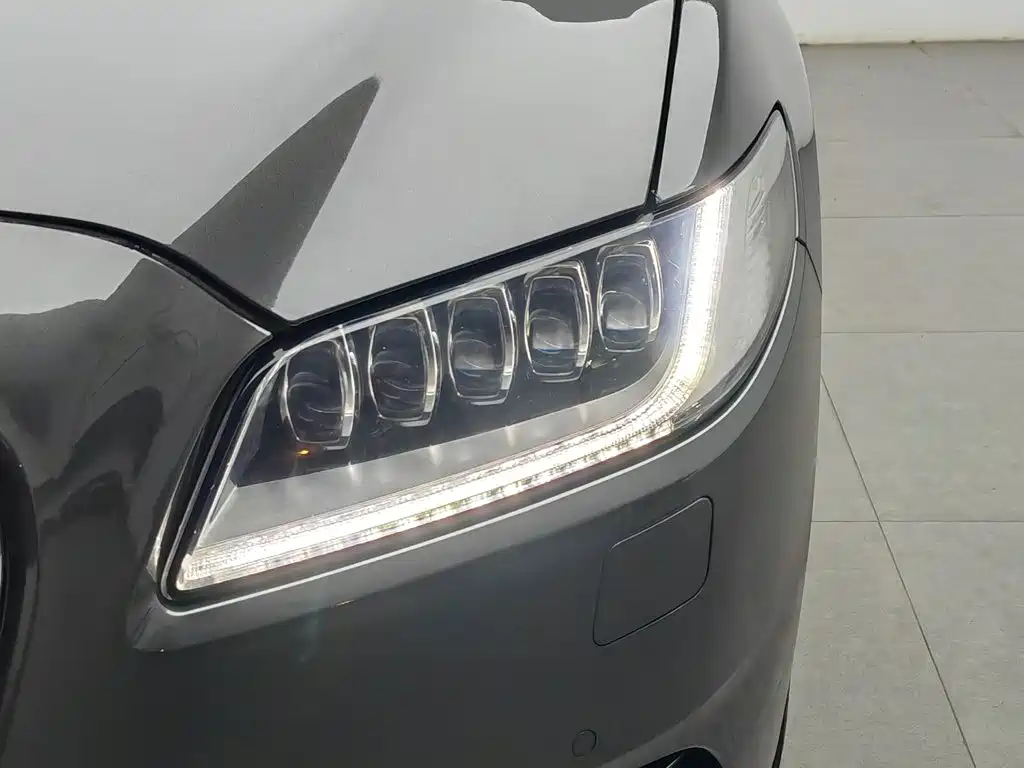 Lincoln Continental 2017 3.0T