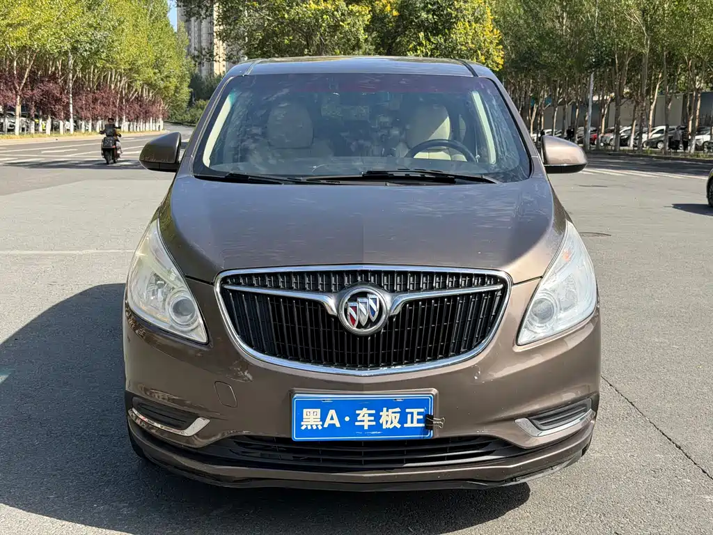 Buick GL8 — миниатюра 2
