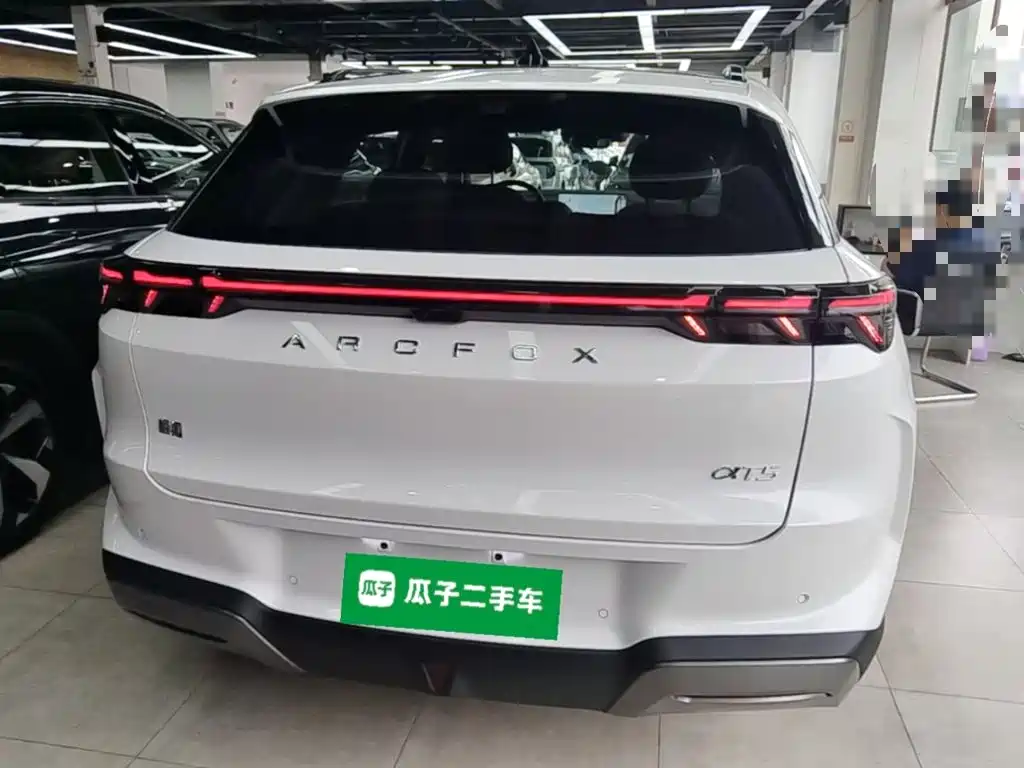 ARCFOX Alpha T5 — миниатюра 6